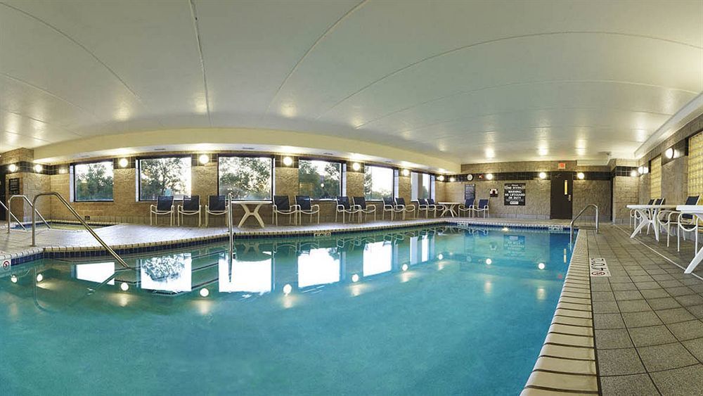 Holiday Inn Express Hotel & Suites Minneapolis - Minnetonka By Ihg Exterior foto